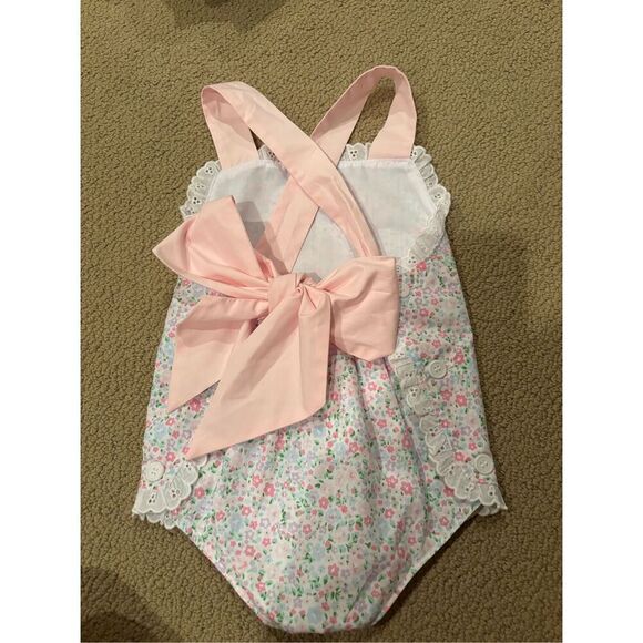 NWT The Beaufort Bonnet Company Sisi Sunsuit - Mountain Brook Mini Floral With P - Picture 3 of 6